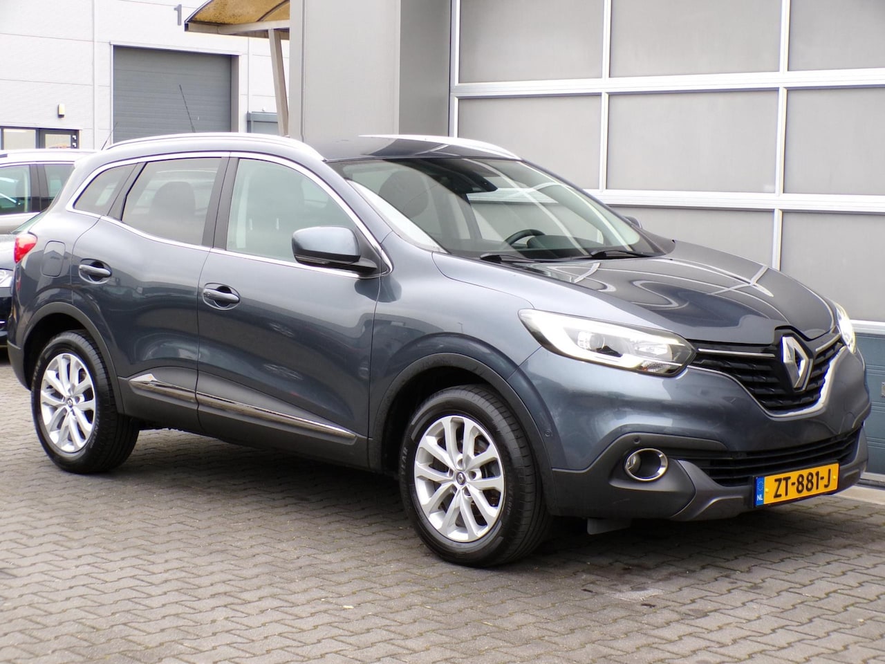 Renault Kadjar - 1.2 TCe Intens|Navi|Cruise|PDC|Camera|LED - AutoWereld.nl