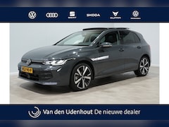 Volkswagen Golf - 1.5 eHybrid 204pk Life Edition Panorama Stoel/Stuurverw. Camera 18"velgen Trekhaak
