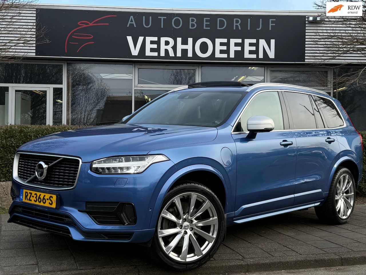 Volvo XC90 - 2.0 T8 Twin Engine AWD R-Design - FULL OPTION - LUCHTVERING - STUUR / STOEL VERW - VOLLEDI - AutoWereld.nl