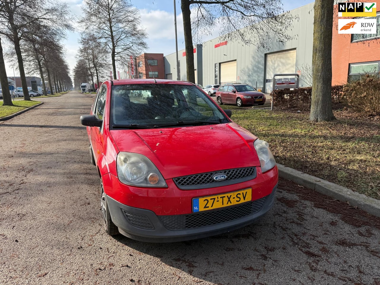 Ford Fiesta - 1.3-8V Cool & Sound airco - AutoWereld.nl