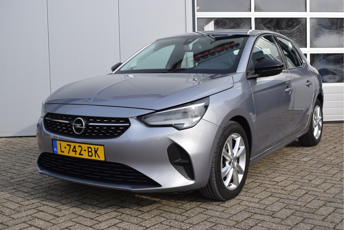Opel Corsa - 1.2 Elegance 100PK | Automaat | NL-Auto | Apple Carplay/Android Auto - AutoWereld.nl
