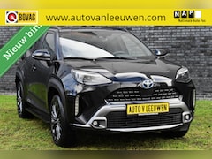 Toyota Yaris Cross - 1.5 Hybrid AWD Trial Adventure 4x4/JBL/SIDE STEPS/HUD/ETC