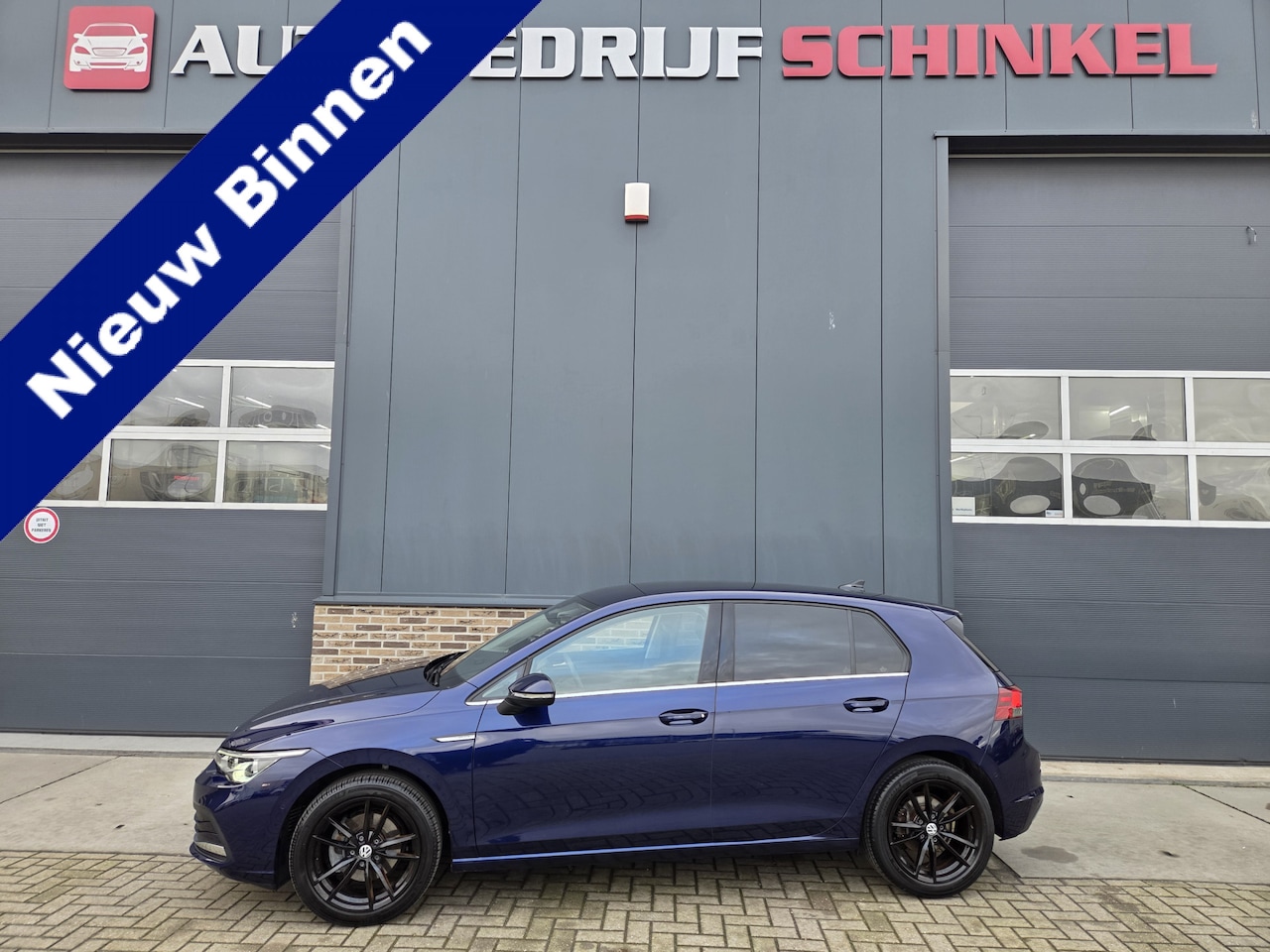 Volkswagen Golf - 1.5 eTSI Style Camera,massage,stuurverwarming!! - AutoWereld.nl