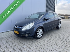 Opel Corsa - 1.4-16V Enjoy nieuwe apk