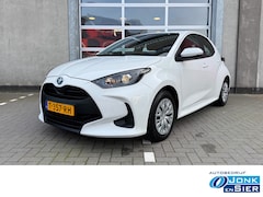 Toyota Yaris - 1.5 Hybrid Active|Apple CarPlay/Android Auto|4-seiz.banden|Camera|Rijklaarprijs