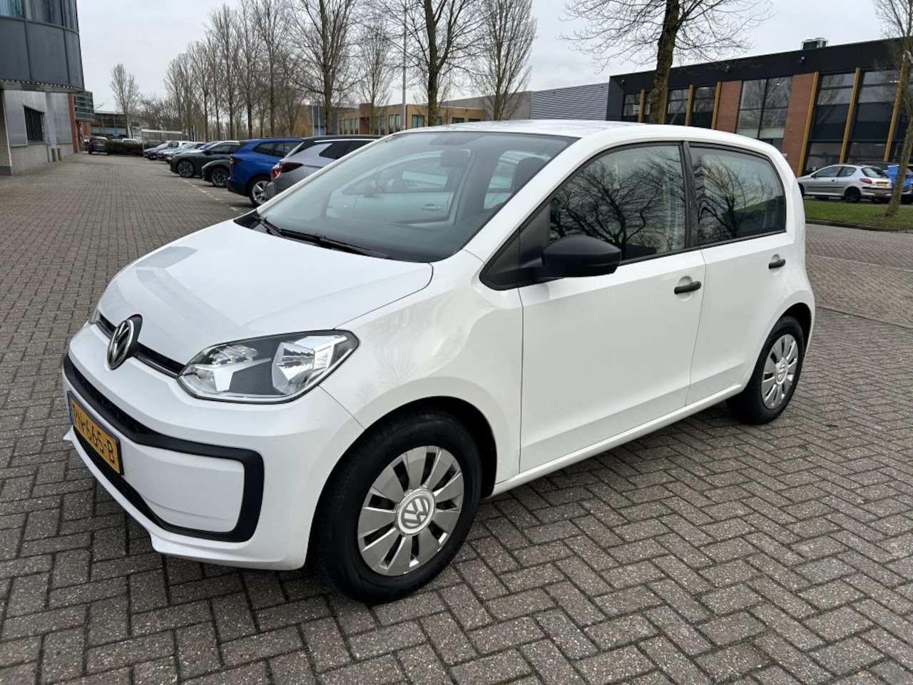 Volkswagen Up! - 1.0 BMT take up! 5-DRS AIRCO LED NAP! - AutoWereld.nl