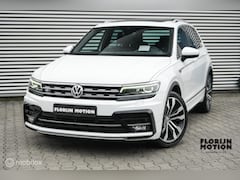 Volkswagen Tiguan - 2.0 TSI 4Motion Highline Business R | Virtual | ACC | Pano | Trekhaak | AWD | All season |
