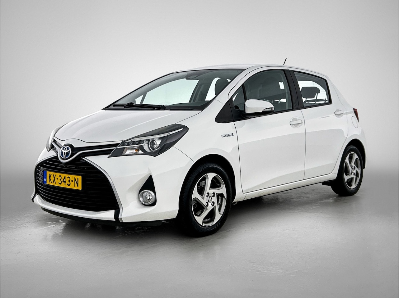 Toyota Yaris - 1.5 Hybrid Trend | Navigatie | Climate control | Cruise control - AutoWereld.nl