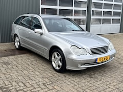 Mercedes-Benz C-klasse Combi - 180 K. Elegance Airco Cruise controle 5-Persoons Trekhaak 1500kg trekgewicht