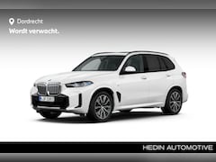BMW X5 - xDrive50e M-Sport | Panorama | Trekhaak | Comfortzetels | Luchtvering v+a