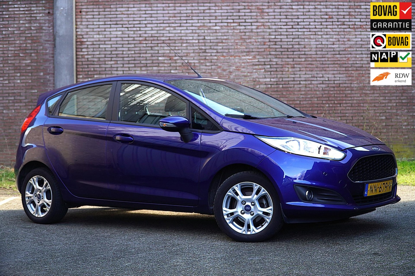 Ford Fiesta - 1.0 Style Ultimate 1.0 Style 80PK Ultimate , Nav, Airco, Lichtmetalen Velgen,Lage KM stand, NL AUTO. - AutoWereld.nl