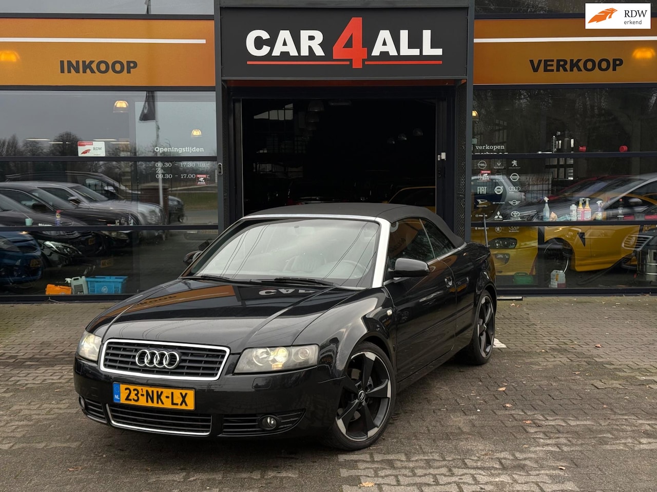 Audi A4 Cabriolet - 3.0 V6 Pro Line LEDER/RS VELGEN/NIEUWSTAAT/APK 12-08-2026 - AutoWereld.nl