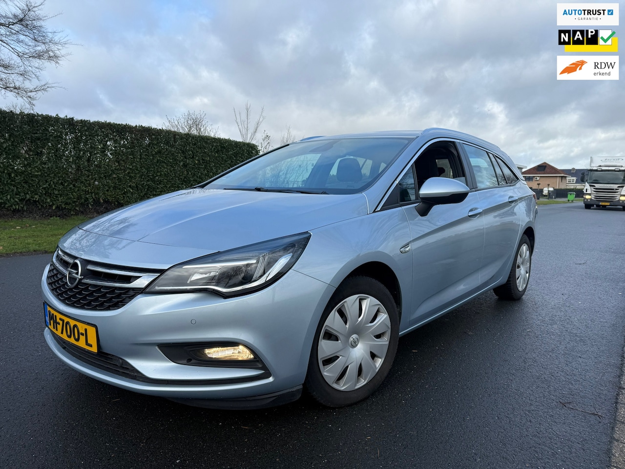Opel Astra Sports Tourer - 1.6 CDTI Online Edition NAP/NAVI/CRUISE - AutoWereld.nl