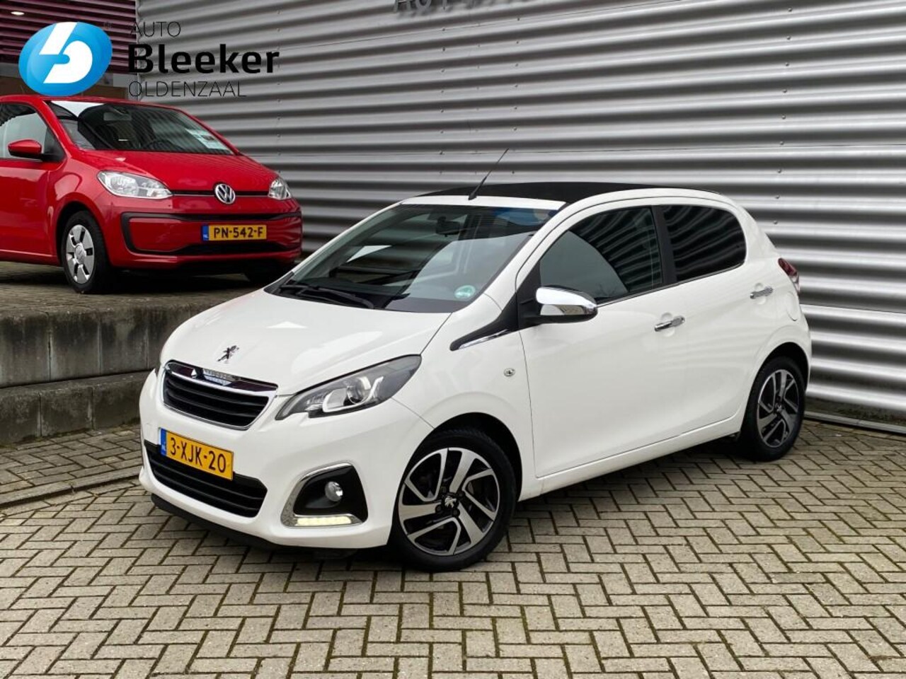 Peugeot 108 - 1.0 E-Vti Allure TOP Ecc Cruise Navi BT Vouwdak LM NL-auto! - AutoWereld.nl