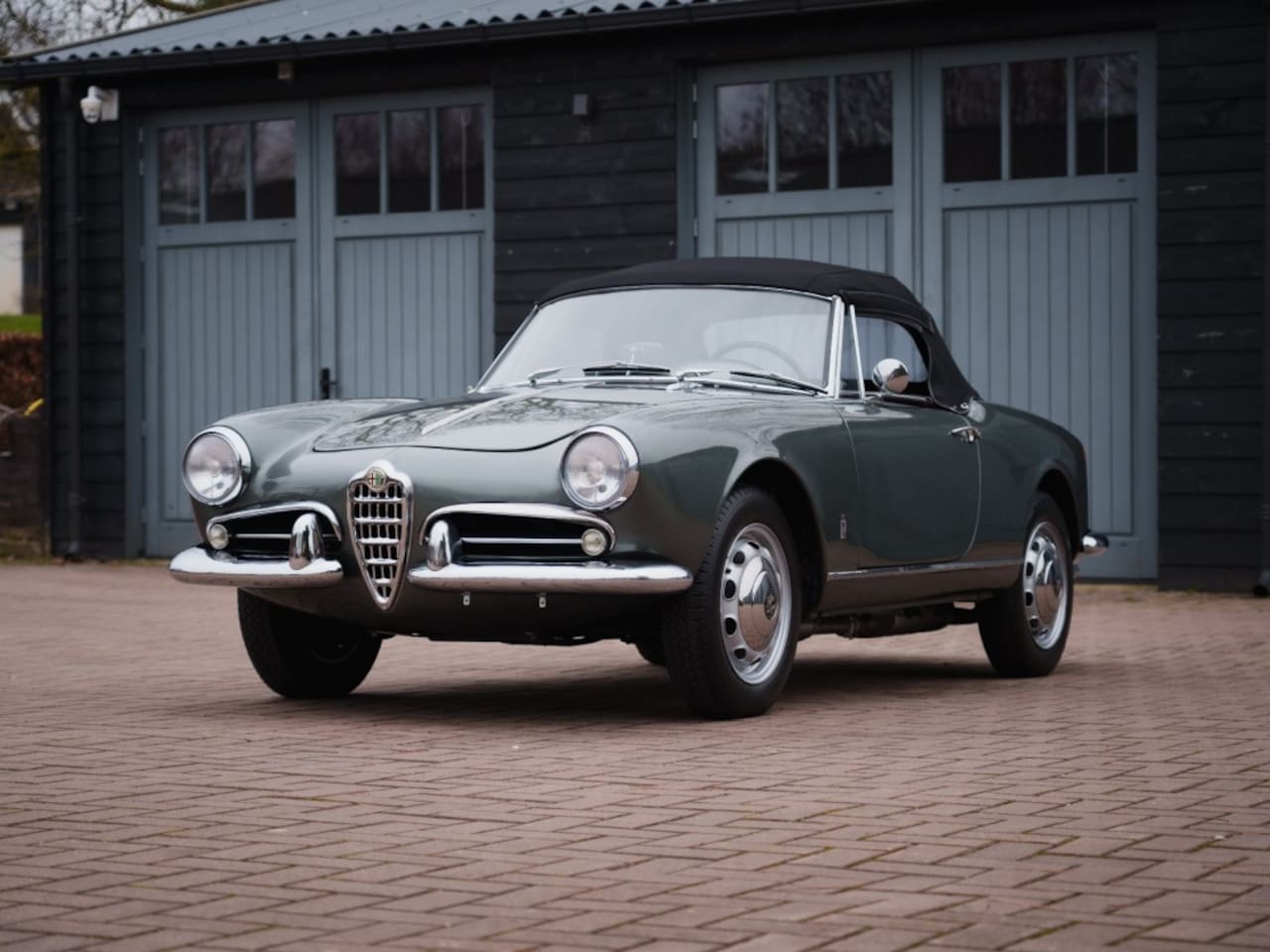 ALFA ROMEO GIULIETTA SPIDER