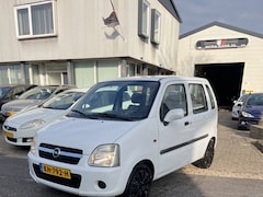 Opel Agila - 1.0-12V Essentia Airco. Keurig nette auto met een apk t/m 02-08-2026