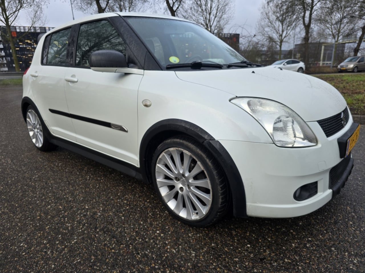 Suzuki Swift - 1.3 Shogun 1.3 Shogun - AutoWereld.nl