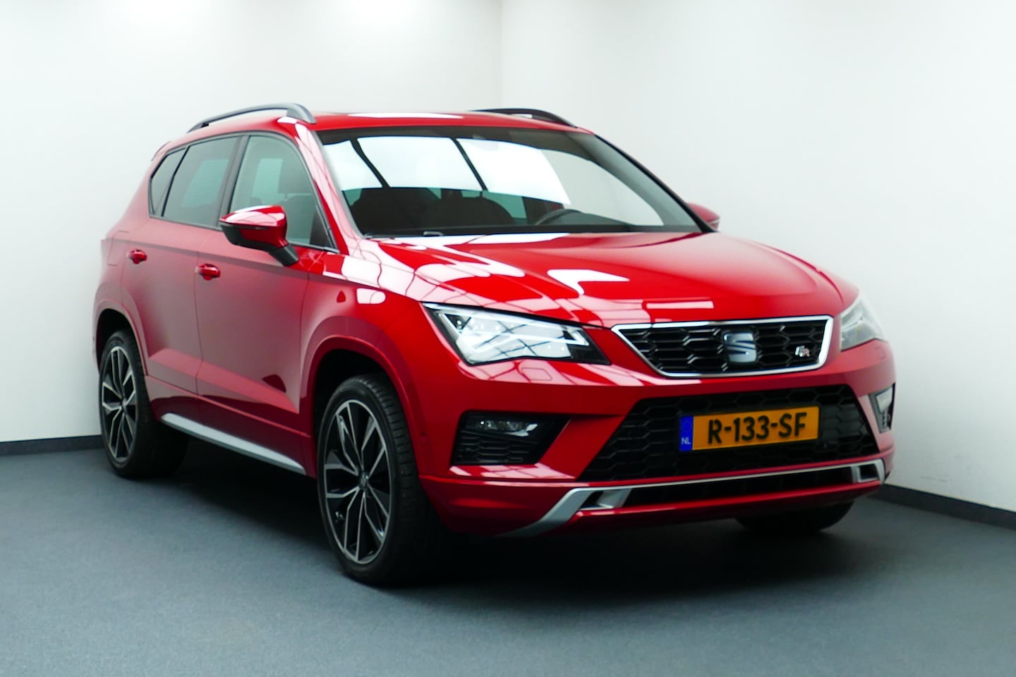 SEAT Ateca - 1.5 TSI FR Business Intense. Panodak, Adap Cruise, Camera, StoelVerw, 19"LMV, Haak 1600kg - AutoWereld.nl