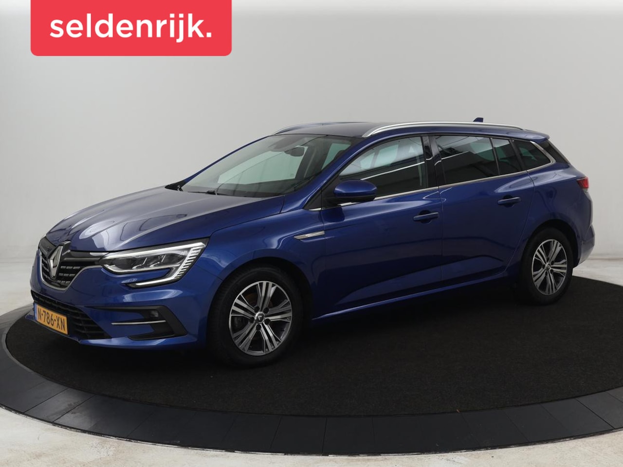 Renault Mégane - 1.3 TCe Intens | Trekhaak | Carplay | Keyless | Navigatie | Full LED | Parkeerhulp | Clima - AutoWereld.nl