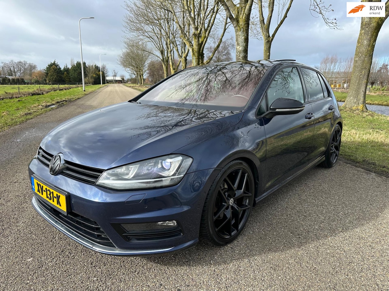 Volkswagen Golf - 1.4 TSI fabriek af R-Line|pano|zeer netjes - AutoWereld.nl