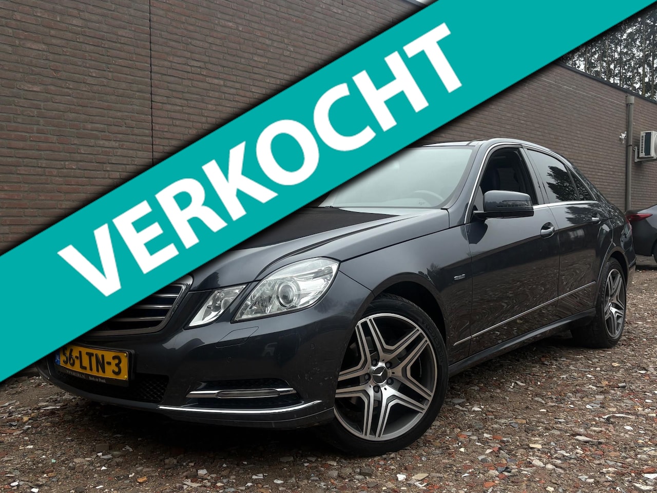 Mercedes-Benz E-klasse - 200 CGI | Pano | Memory | Camera | Trekhaak - AutoWereld.nl