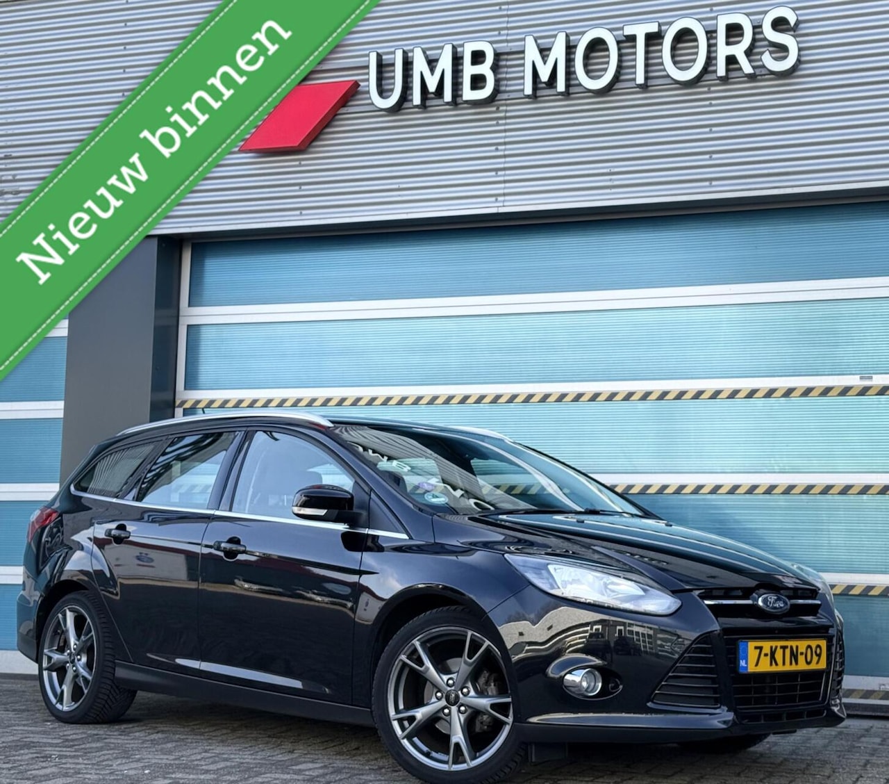 Ford Focus Wagon - 1.0 EcoBoost Titanium ST Velgen 18inch - AutoWereld.nl