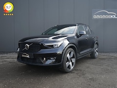 Volvo XC40 - 1.5 T4 Plug-in hybrid Ultimate Dark Dealeronderh. / Winterpakket / Achteruitrijcamera / El