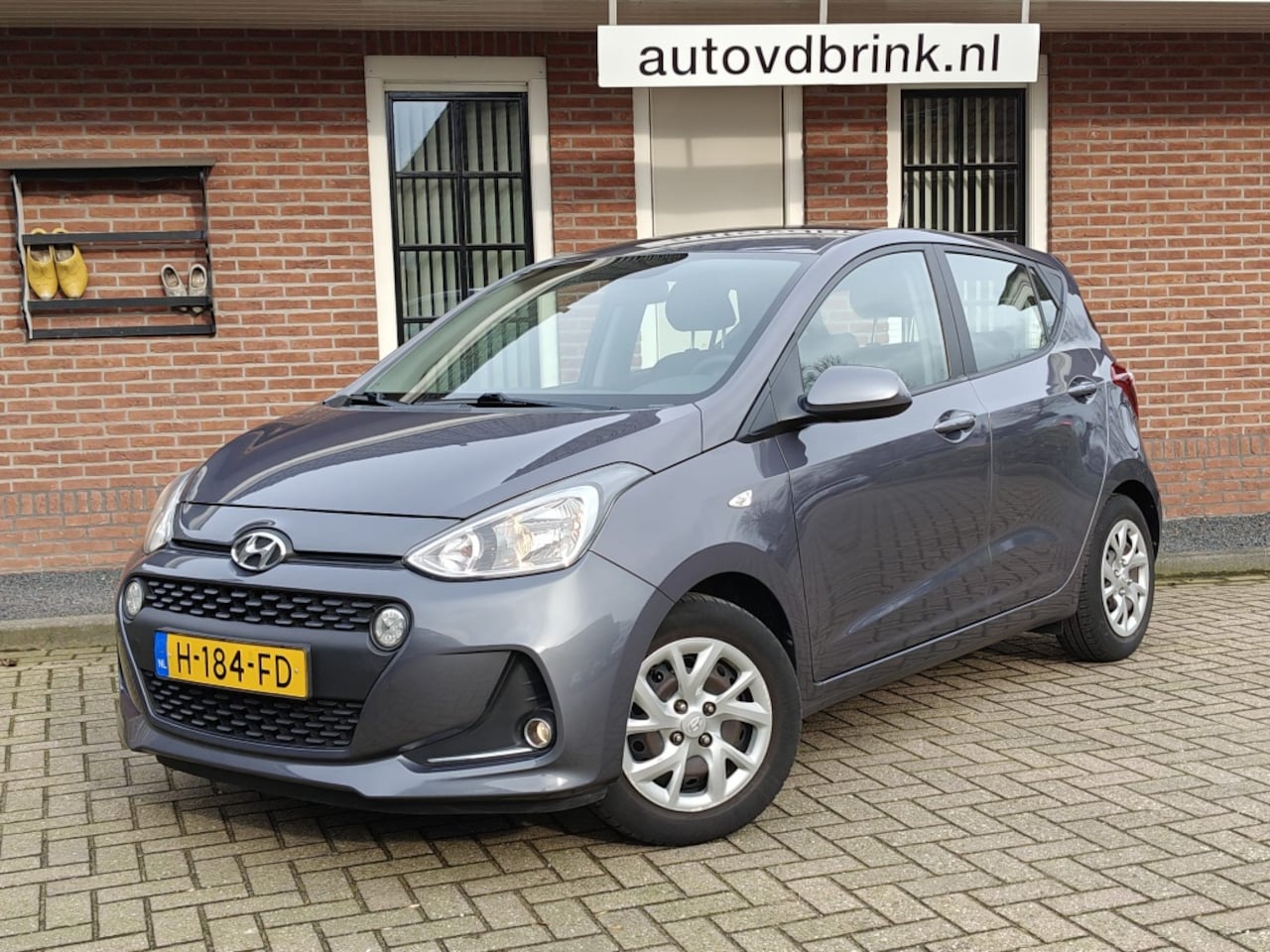 Hyundai i10 - 1.0i Comfort 1.0i Comfort, ANDROID AUTO / APPLE CARPLAY / PDC - AutoWereld.nl