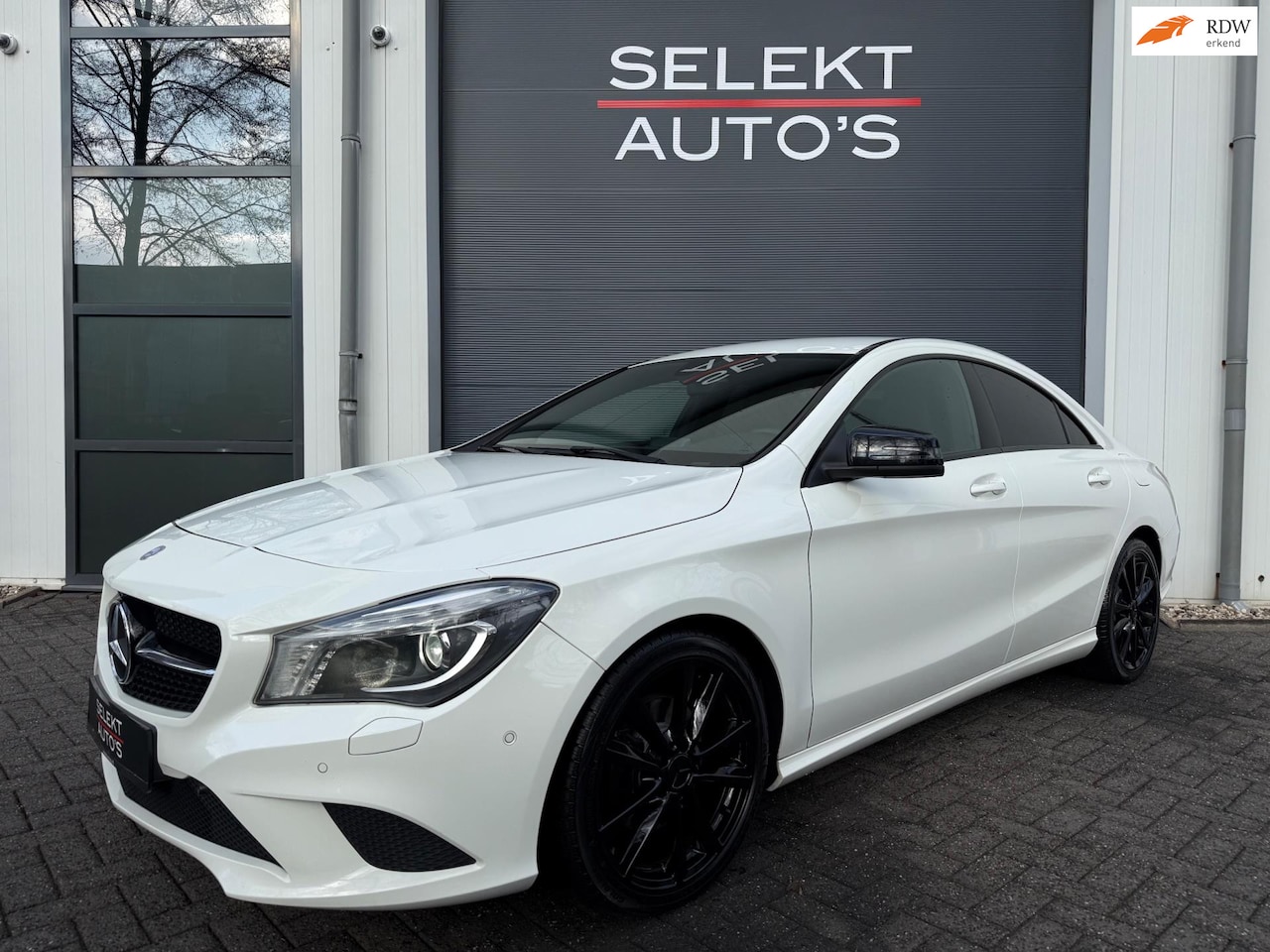 Mercedes-Benz CLA-Klasse - 180 Ambition 122 Pk Xenon/Led/Airco/Navi/Bluetooth/PDC/18 Inch/Elekt Ramen/Elekt Spiegels/ - AutoWereld.nl