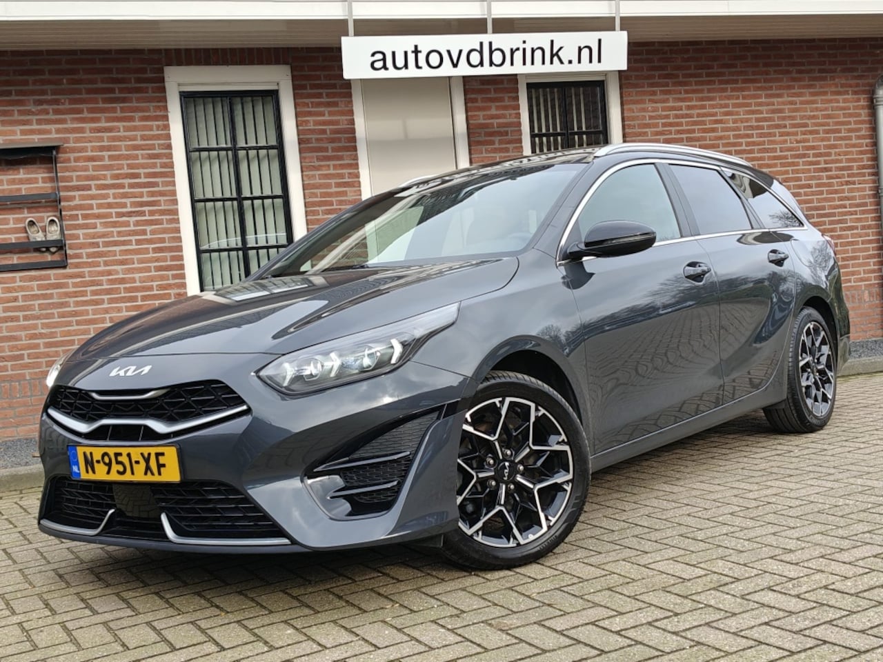 Kia Cee'd Sportswagon - Ceed 1.0 T-GDi GT-Line, VIRTUAL COCKPIT / SCHUIFDAK / CAMERA - AutoWereld.nl