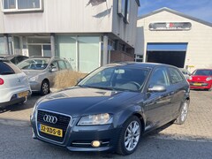 Audi A3 Sportback - 1.4 TFSI Ambition 3 Deurs, 6 versnellingen/Start stop. Keurig nette en goed rijdende A3