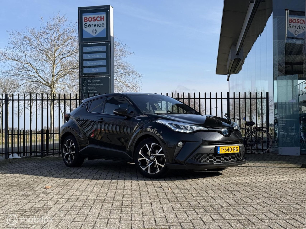 Toyota C-HR - 2.0 Hybrid Dynamic | Stoel- stuur Vw | Camera - AutoWereld.nl