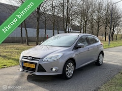 Ford Focus - 1.6 TI-VCT Trend*APK 9/26*NAVI*AIRCO*5 DRS