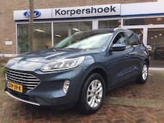 Ford Kuga - 2.5 PHEV Titanium | Winter Pack