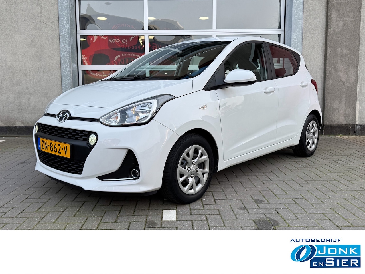 Hyundai i10 - 1.0i Comfort|Navi|Parkeersensoren|Cruise control|Rijklaarprijs! - AutoWereld.nl