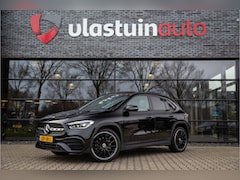 Mercedes-Benz GLA-Klasse - 250 e AMG Line , Panoramadak, Sfeerverlichting, Achteruitrijcamera,