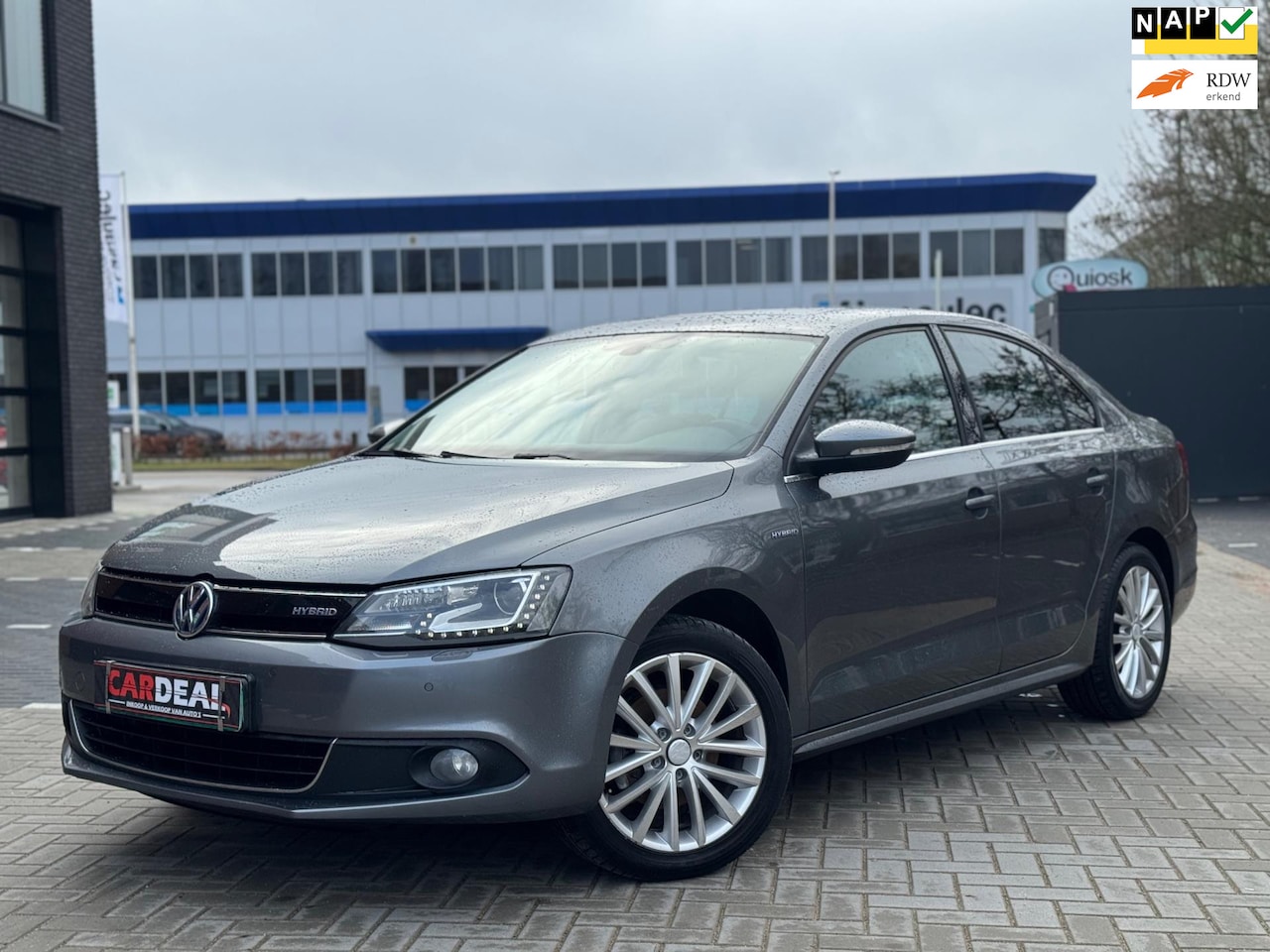 Volkswagen Jetta - 1.4 TSI Hybrid Highline PANO|DSG|NAVI|LEDER|LED - AutoWereld.nl