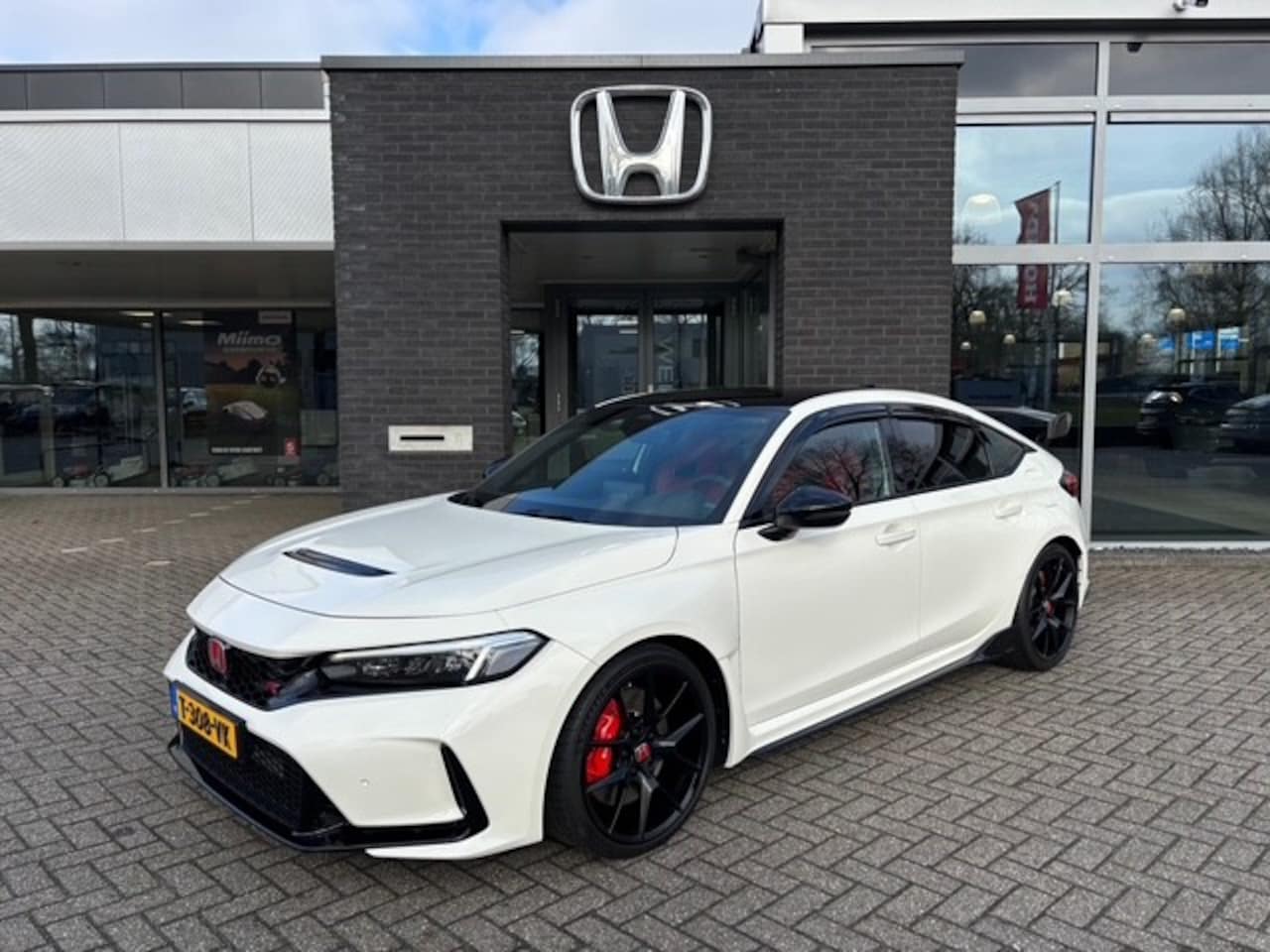 Honda Civic - 2.0 VTEC Type R - 329pk Full Options | Rijklaar - AutoWereld.nl