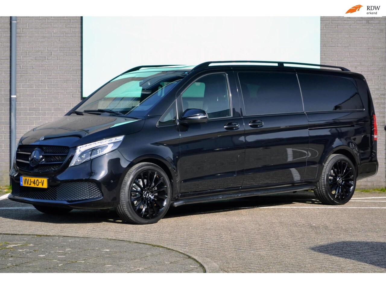 Mercedes-Benz V-klasse - 300d Extra Lang AUT TRKH Leder Clima Cruise CAM LED - AutoWereld.nl