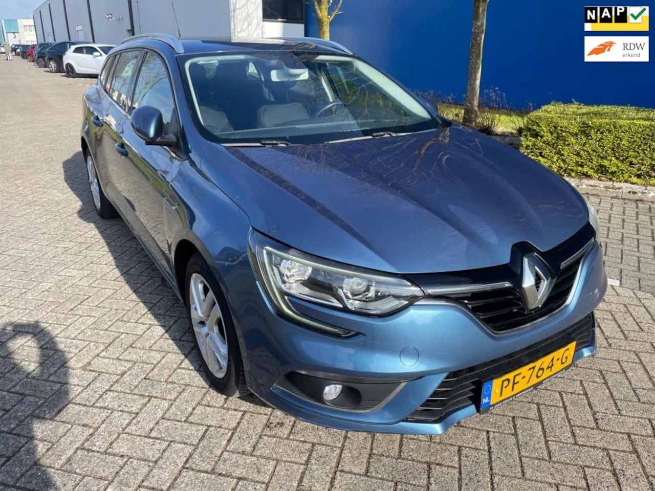 Renault Mégane Estate - 1.2 TCe Zen 1.2 TCe Zen, Clima. Navi, Trekhaak, Multimedia - AutoWereld.nl