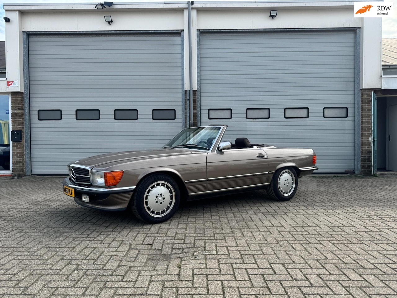 Mercedes-Benz SL-klasse - 560 Prive Collectie ( full restoration ) - AutoWereld.nl