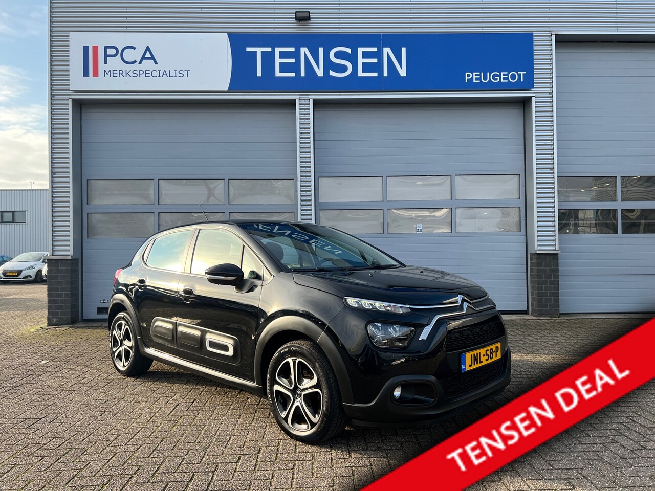 Citroën C3 - 1.2 110PK PureTech Plus | Navigatie | Parkeersenoren achter | Cruise control | - AutoWereld.nl