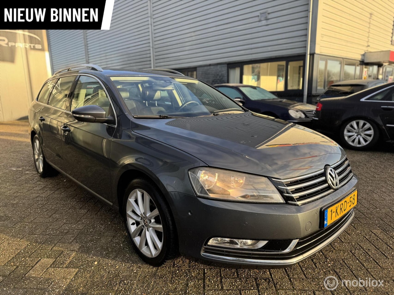 Volkswagen Passat Variant - 1.4 TSI Highline Executive Edition BlueMotion 1.4 TSI Highline Executive Edition BlueMotion - AutoWereld.nl