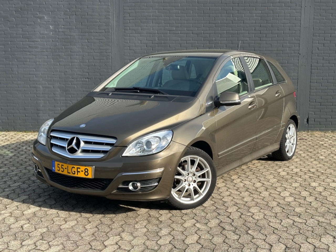 Mercedes-Benz B-klasse - 180 Blue Efficiency 180 BlueEFFICIENCY, Nette Auto, Perfect onderhouden - AutoWereld.nl