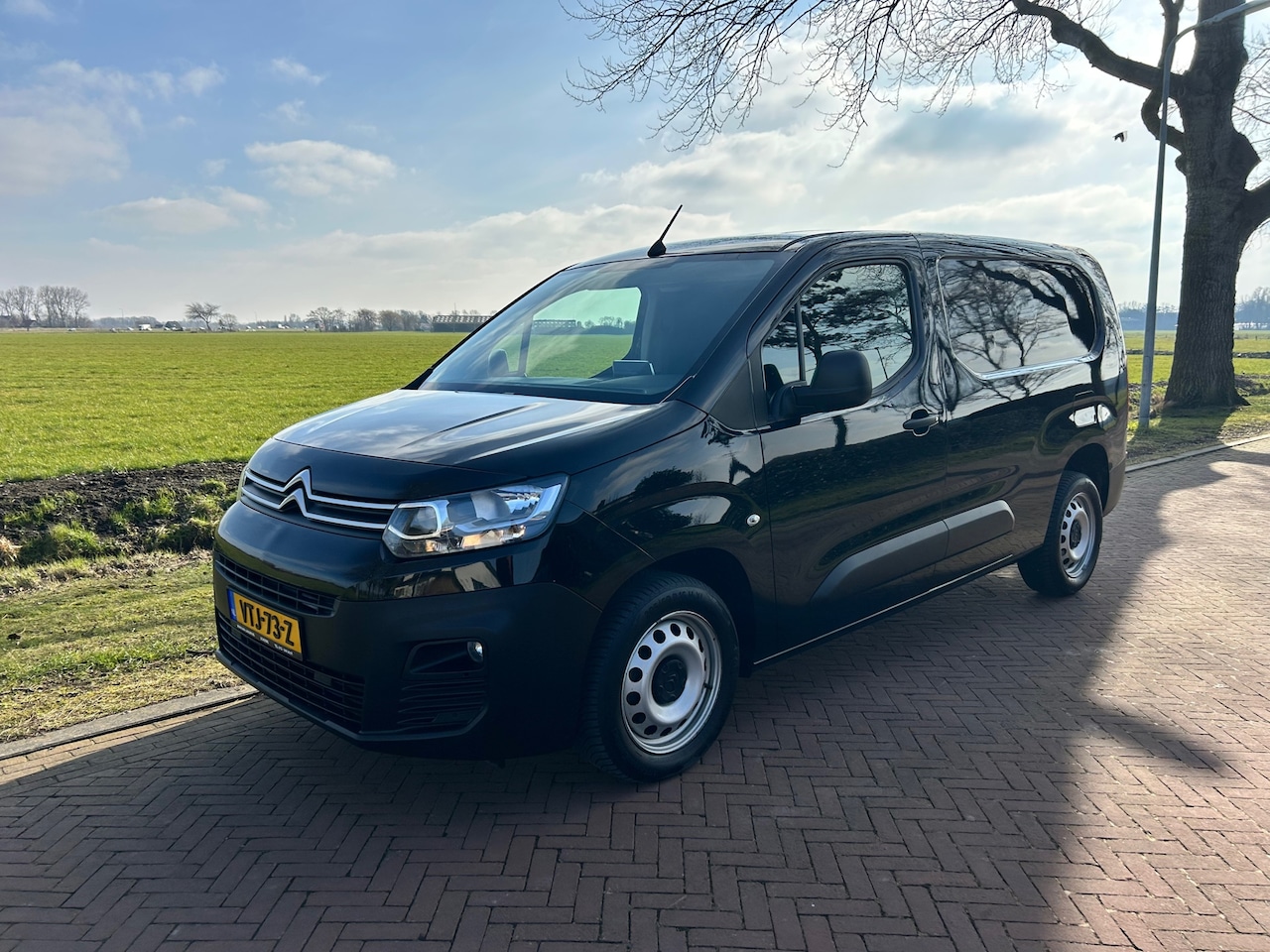 Citroën Berlingo XL - 1.5 BlueHDI Driver 131pk L2 Navi Trekhaak - AutoWereld.nl