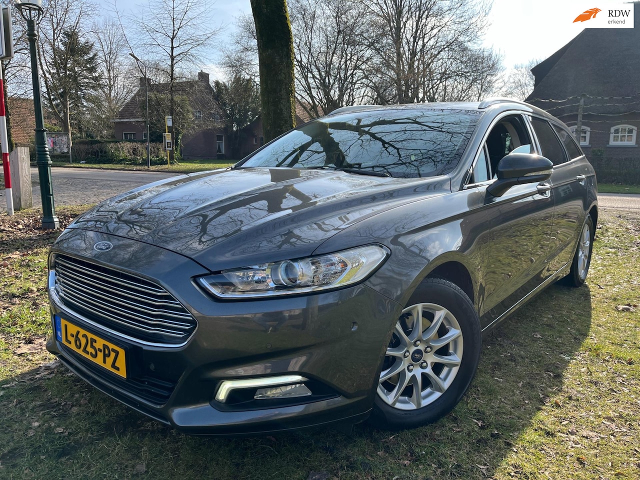 Ford Mondeo Wagon - 1.5 Titanium Compl.Onderhouden/AIRCO/NAV - AutoWereld.nl