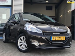 Peugeot 208 - 1.4 VTi Envy|5-Deurs|Navi|Airco|Cruise