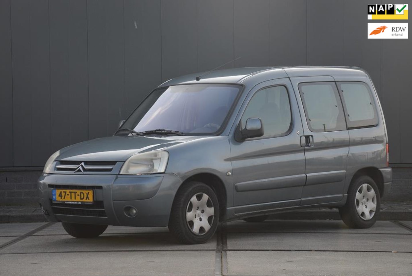 Citroën Berlingo - 1.4i Multispace Cool Tech 1.4i Multispace Cool Tech - AutoWereld.nl