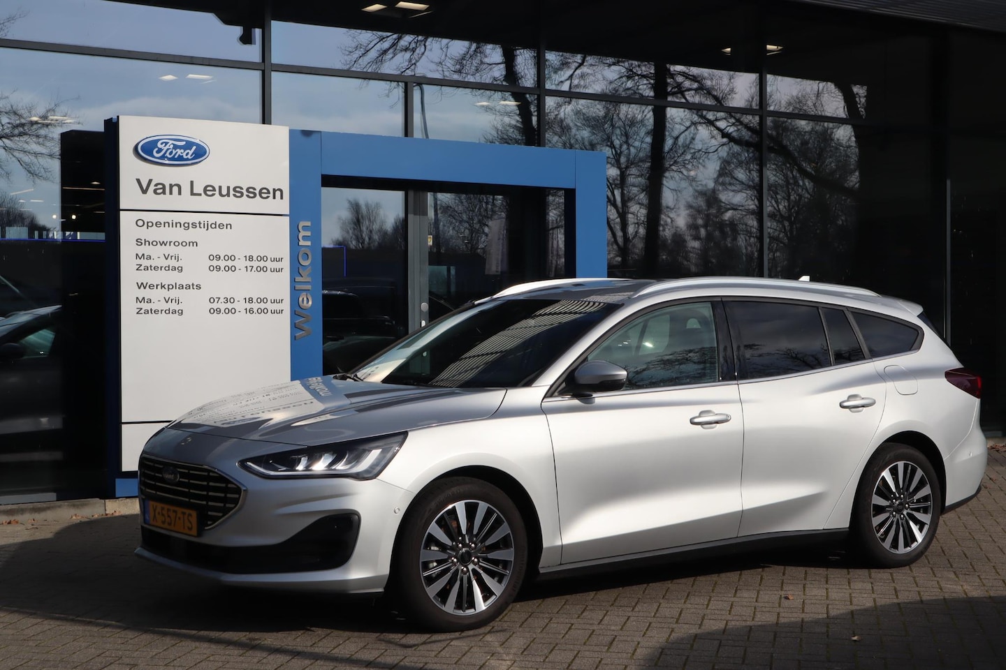 Ford Focus Wagon - 125PK HYBRID TITANIUM-X VIRTUAL-COCKPIT B&O AUDIO CLIMA P-SENSOREN 17"LMV LED CAMERA WINTE - AutoWereld.nl