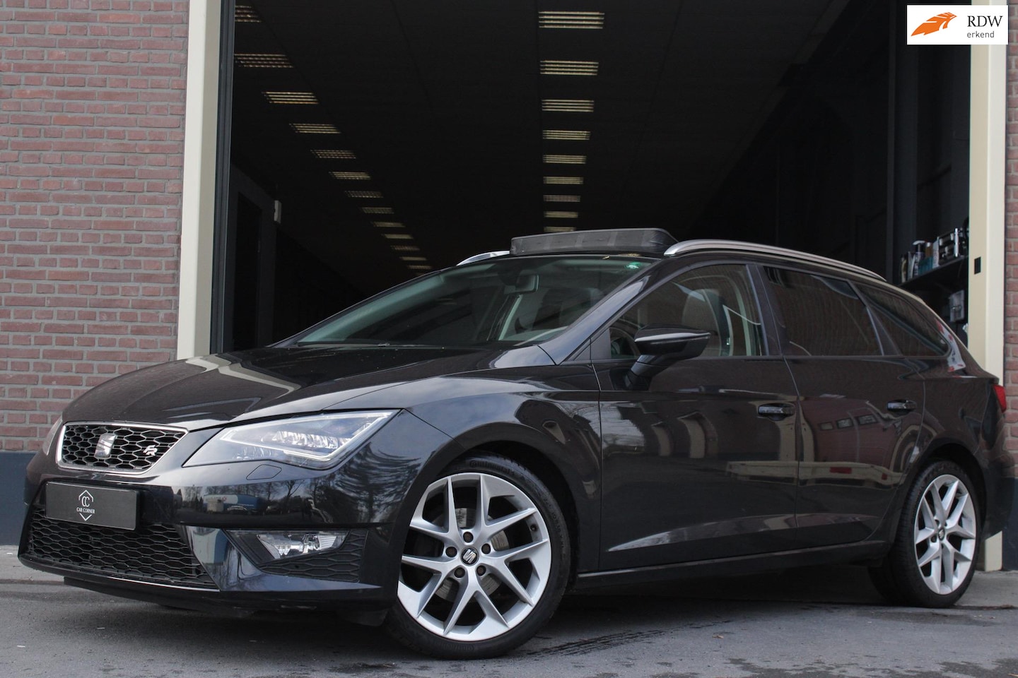 SEAT Leon ST - 1.4 TSI FR |Panoramadak|LED|DCC|Cruise|Navi| - AutoWereld.nl